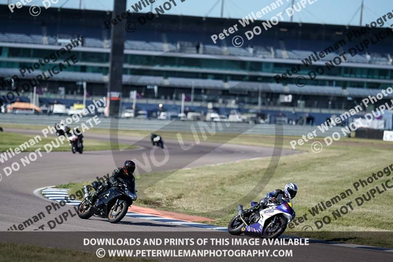 Rockingham no limits trackday;enduro digital images;event digital images;eventdigitalimages;no limits trackdays;peter wileman photography;racing digital images;rockingham raceway northamptonshire;rockingham trackday photographs;trackday digital images;trackday photos